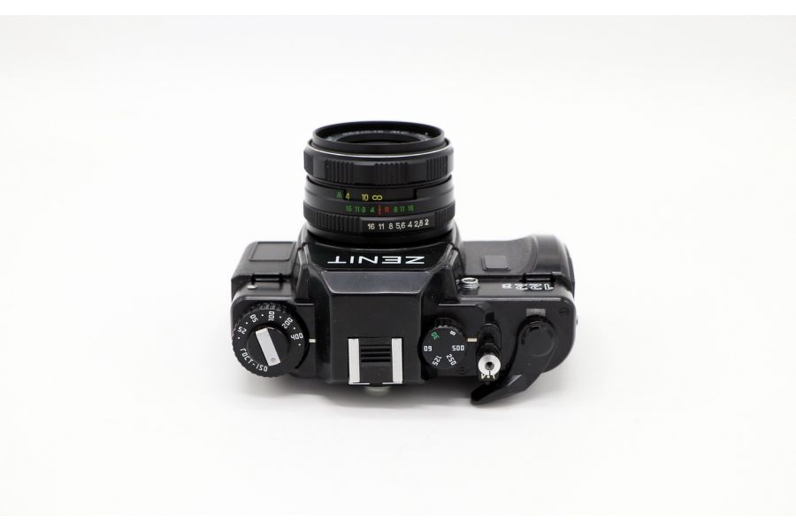 Зеркальный фотоаппарат Зенит 122В kit (СССР)