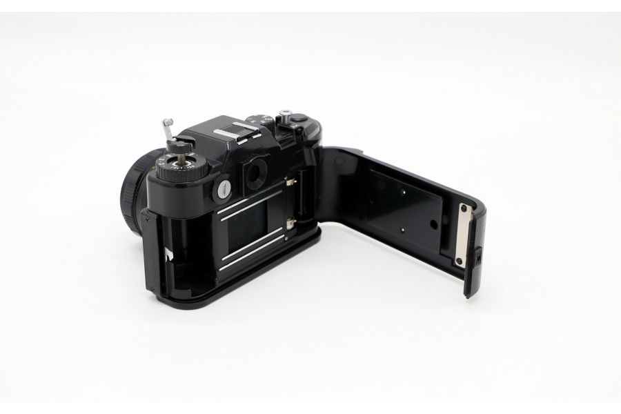 Зеркальный фотоаппарат Зенит 122В kit (СССР)