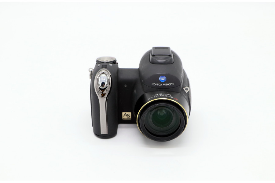 Компактная фотокамера Konica Minolta DIMAGE Z6