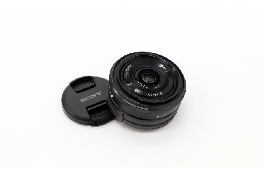 Широкоугольный объектив Sony 2.8/20mm SEL20F28