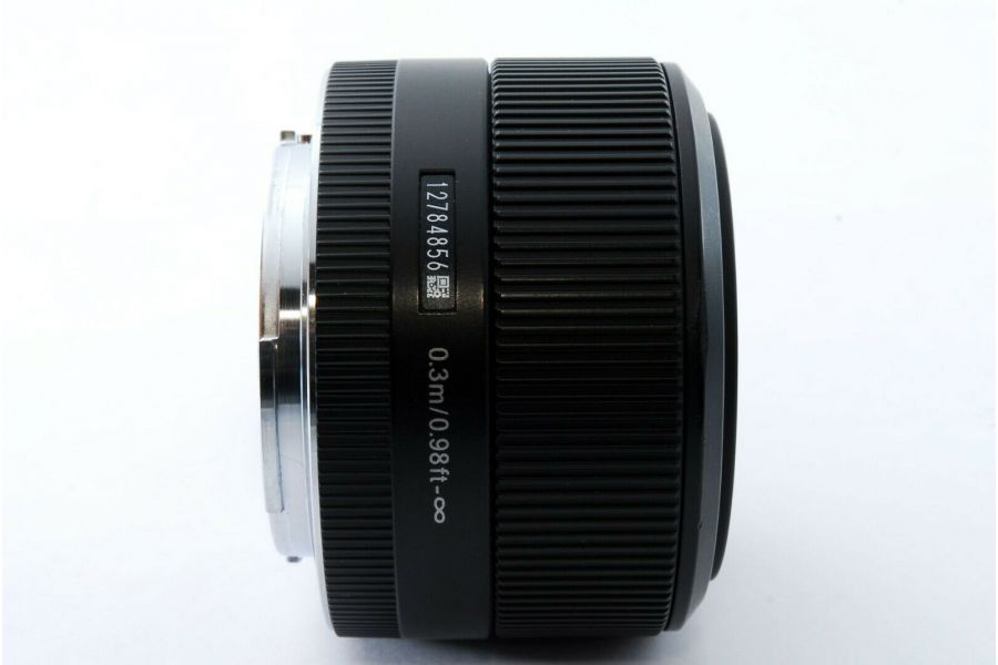 Объектив Sigma AF 30mm f/2,8 EX DN Sony E