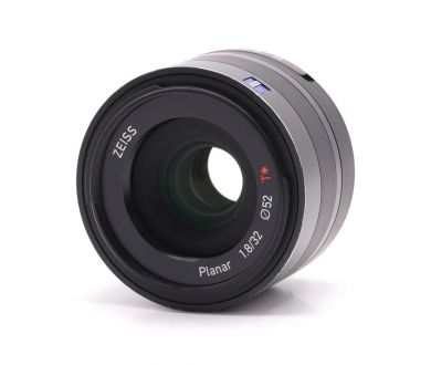 Стандартный объектив Zeiss Touit 1.8/32 X-mount