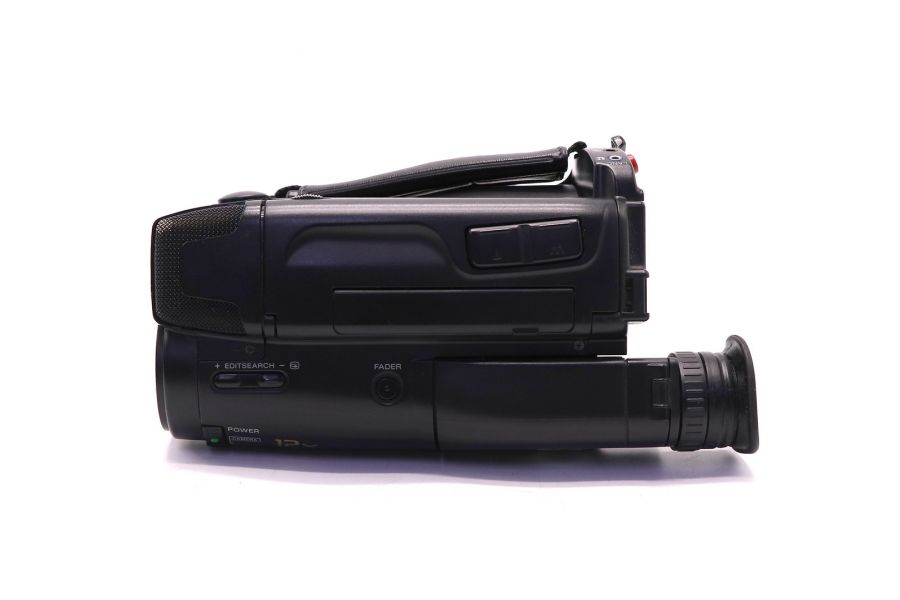 Формата Video 8 видеокамера Sony CCD-TR380E