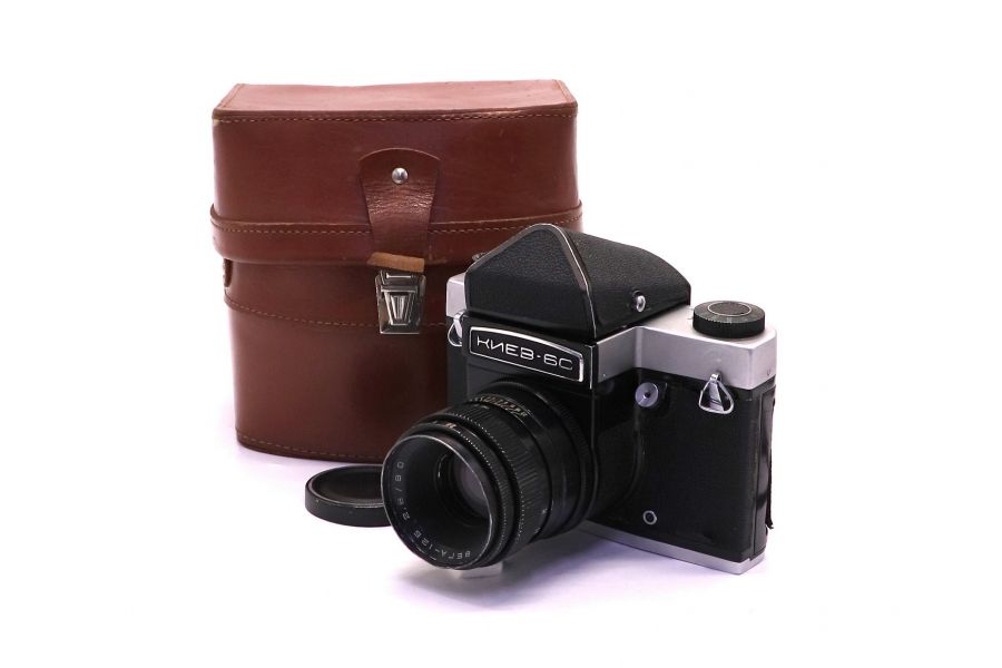 Советская фотокамера Киев 6С + объектив Вега-12Б