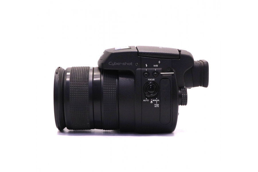 Циифровой фотоаппарат Sony Cyber-shot DSC-R1