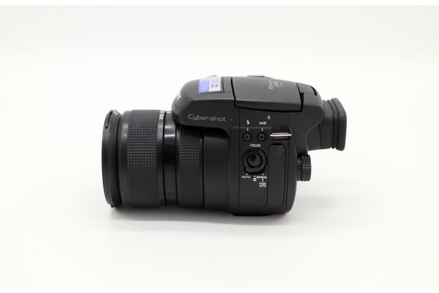 Sony Cyber-shot DSC-R1
