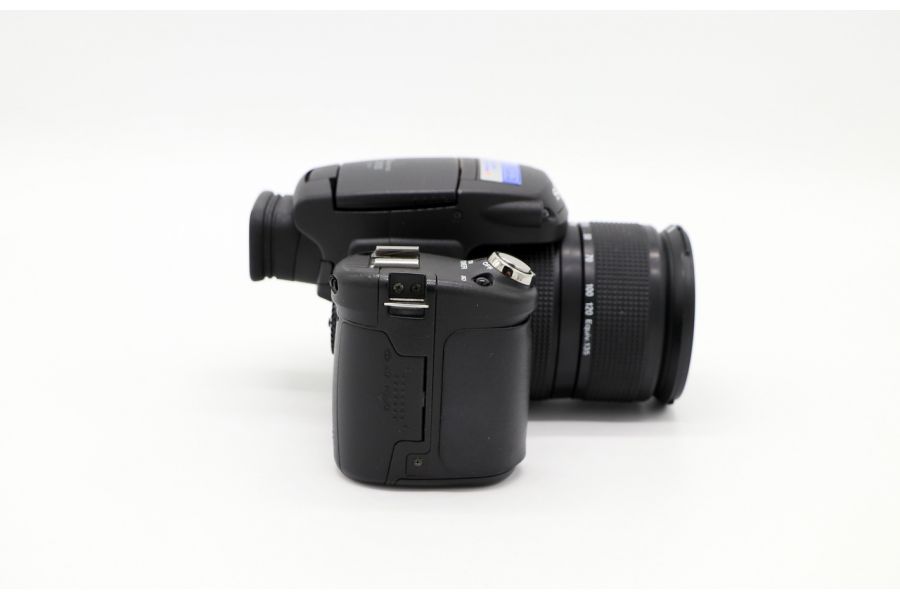 Sony Cyber-shot DSC-R1