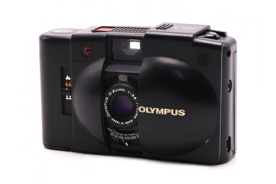 Фотокамера аналоговая Olympus XA 2 (Japan, 1986)