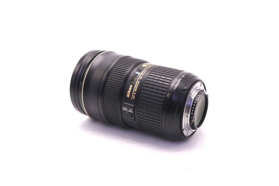 Объектив Nikon 24-70mm f/2.8G ED AF-S Nikkor (Japan)