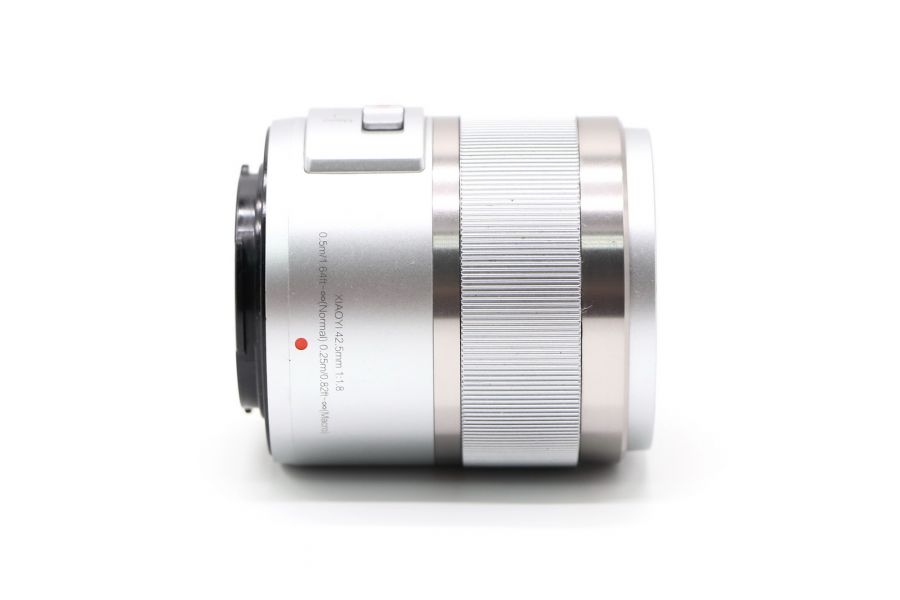 Автофокусный объектив Xiaoyi 42.5mm f/1.8