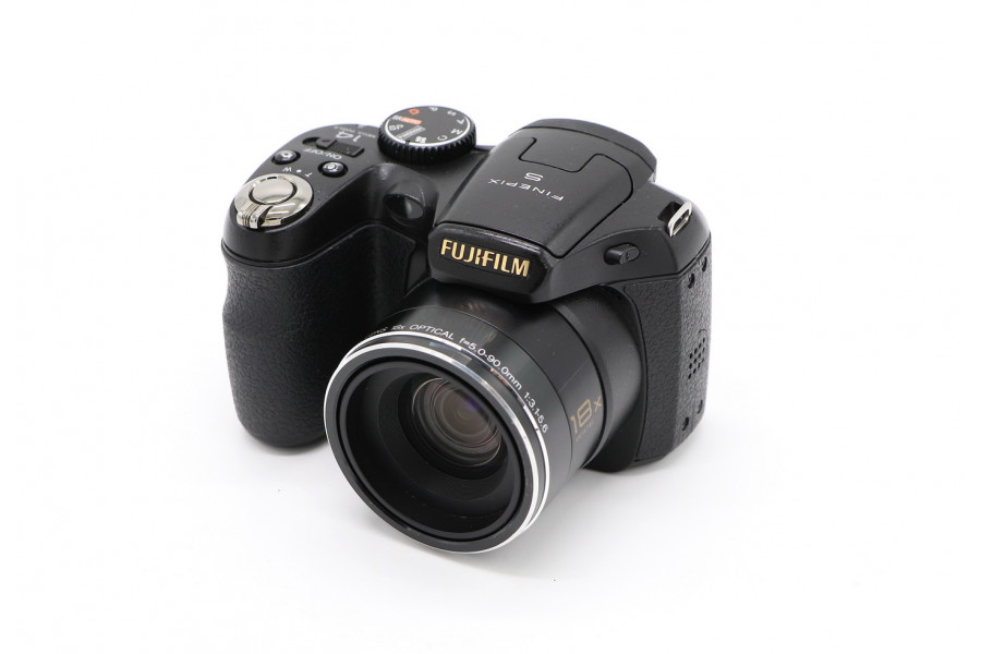 Фотокамера компактная Fujifilm FinePix S2800HD