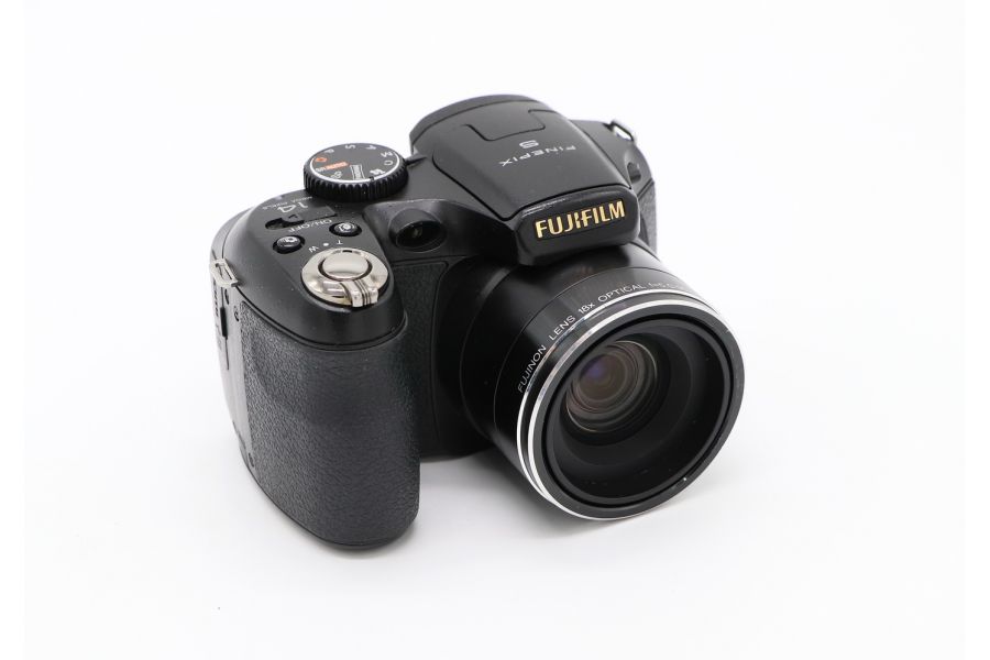 Фотокамера компактная Fujifilm FinePix S2800HD