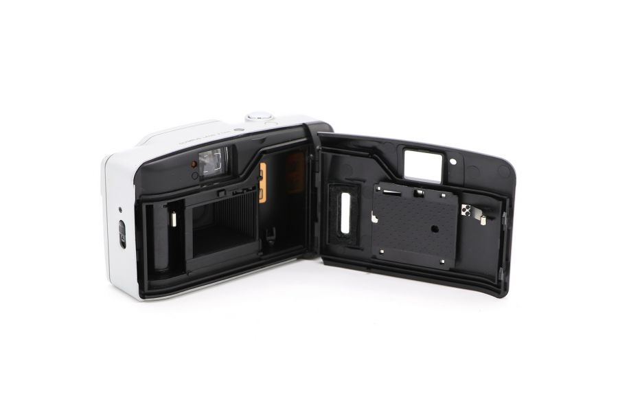 Компактная плёночная камера Olympus Trip XB400