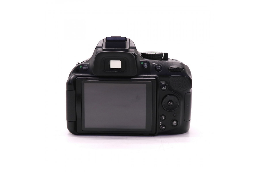 Камера Nikon D5200 body (пробег 18245 кадров)