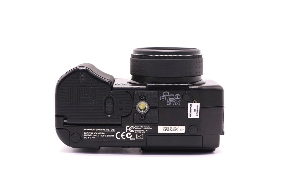 Цифровой фотоаппарат Olympus C-5050 Zoom Camedia