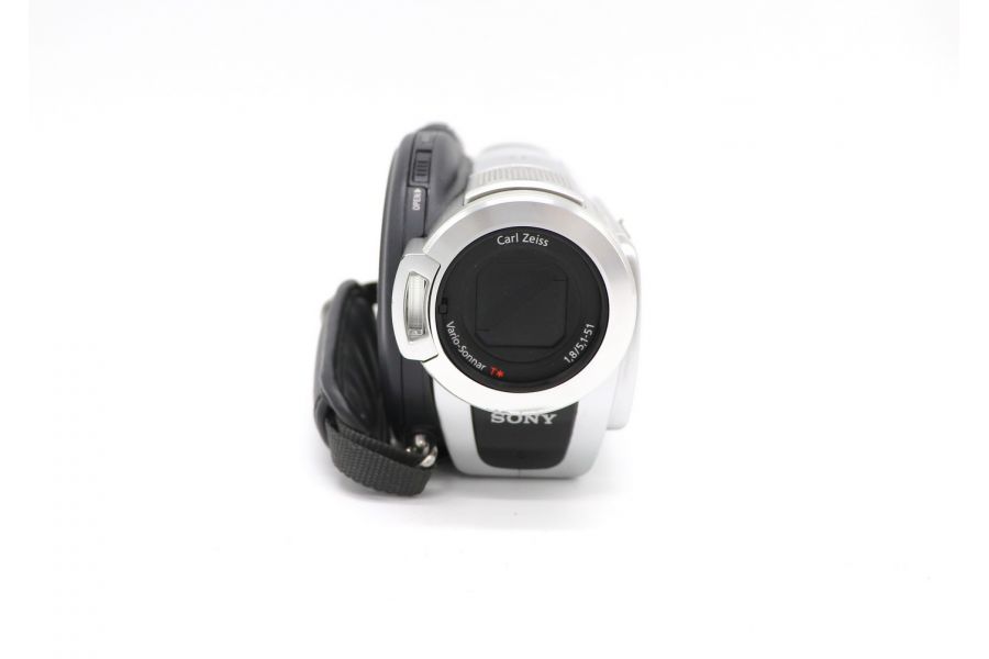 Видеокамера цифровая Sony DCR-DVD408E Handycam