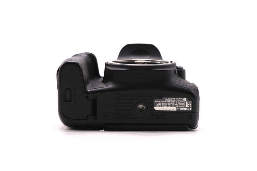 Canon EOS 77D body (пробег 202000 кадров)