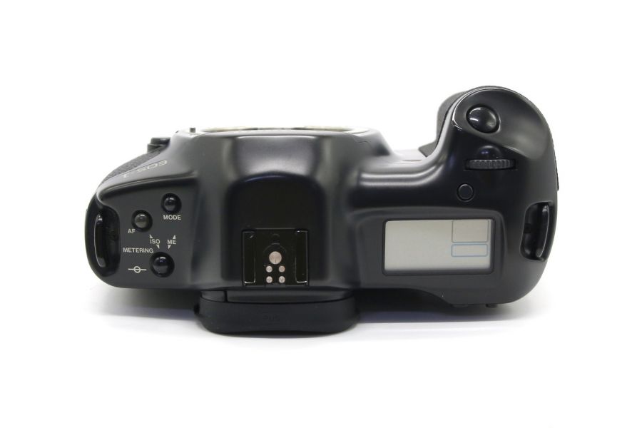 Зеркальный пленочный фотоаппарат Canon EOS-1 body