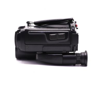 Компактная аналоговая видеокамера Sony CCD-TR350E