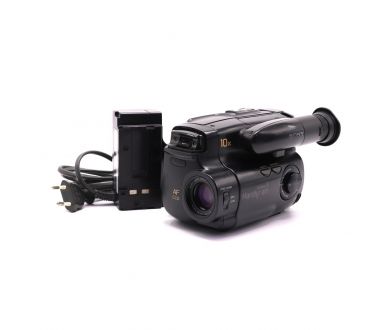 Компактная аналоговая видеокамера Sony CCD-TR350E