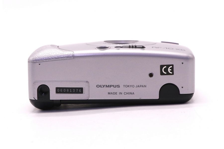 Плёночный винтажный фотоаппарат Olympus AF-10 XB