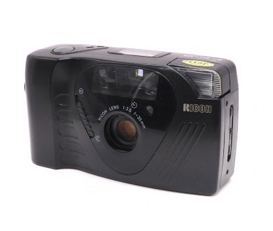 Компактный пленочный фотоаппарат Ricoh FF-9