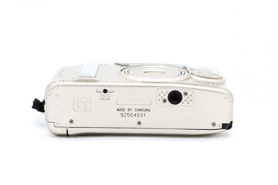 Компактный плёночный фотоаппарат Samsung Vega 77i