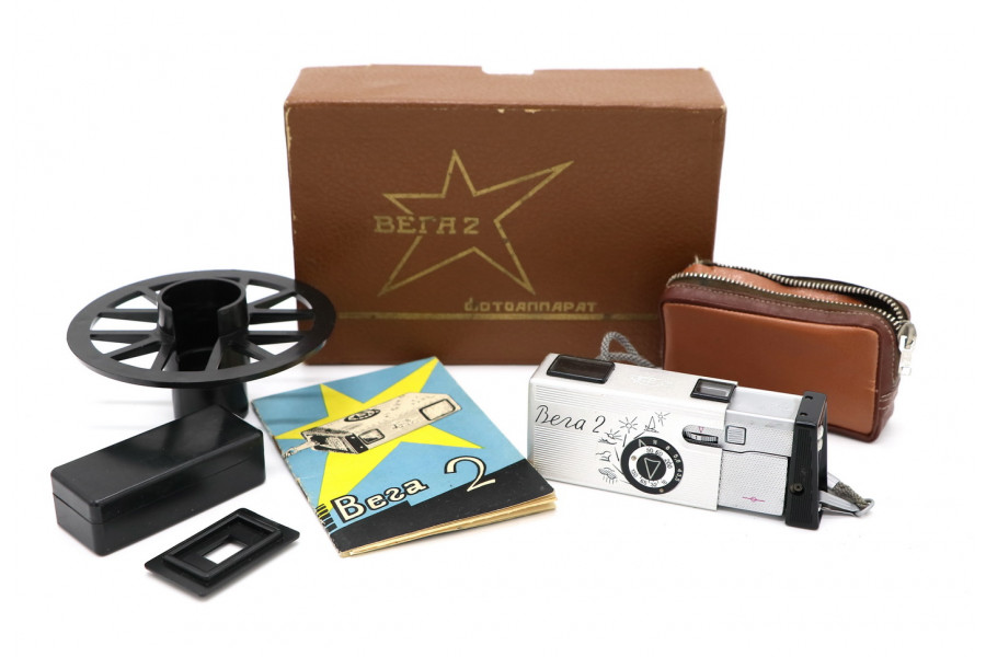 Советский шкальный фотоаппарат Киев Вега 2 в упаковке