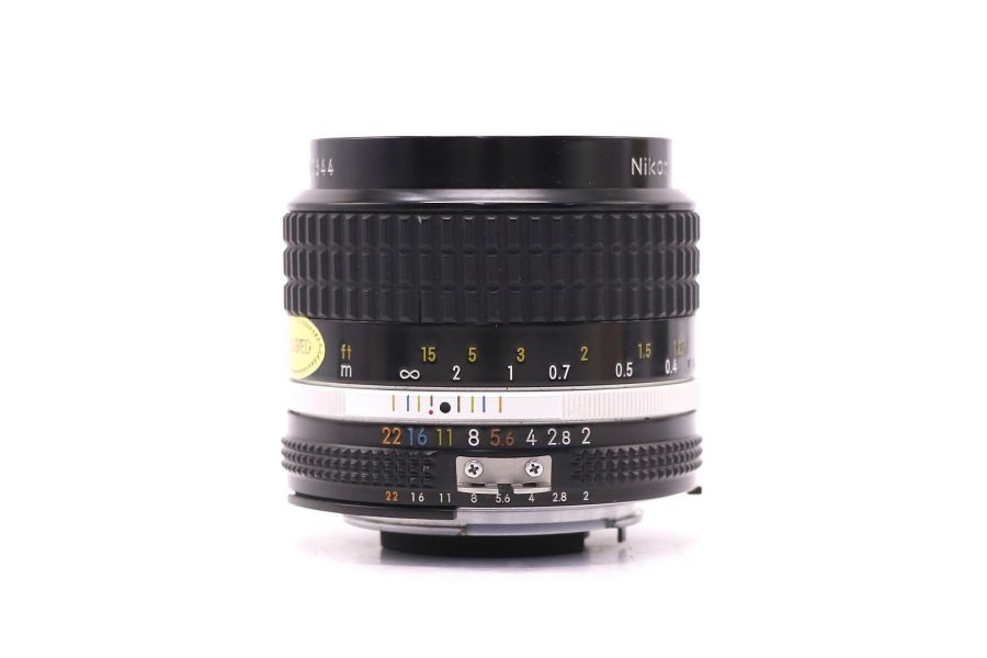 Мануальный объектив Nikon AI-S 35mm f/2 Nikkor