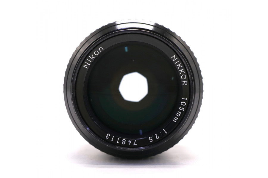 Мануальный объектив Nikon 105mm f/2.5 Nikkor