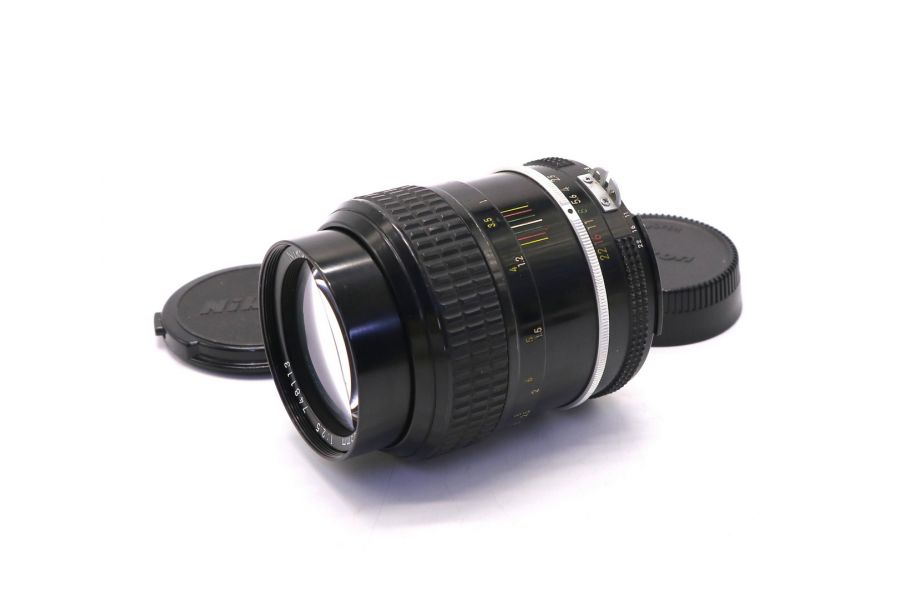 Мануальный объектив Nikon 105mm f/2.5 Nikkor