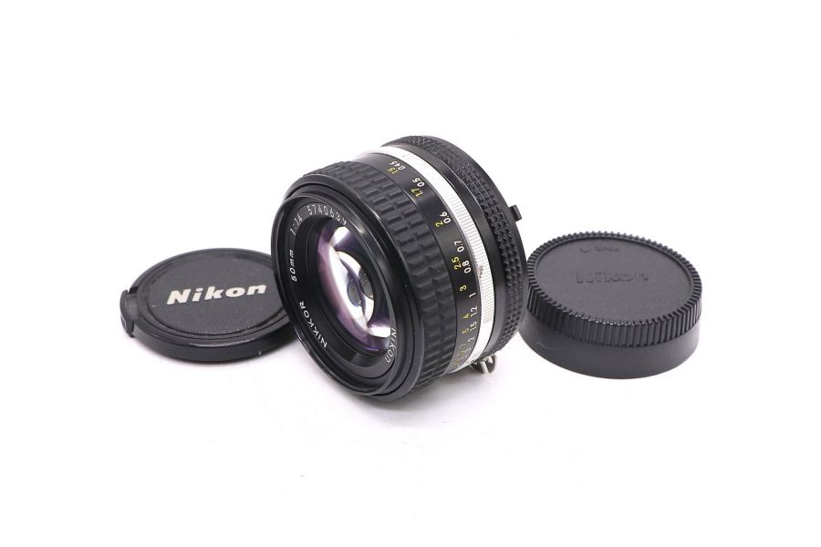 Светосильный объектив Nikon 50mm f/1.4 Nikkor