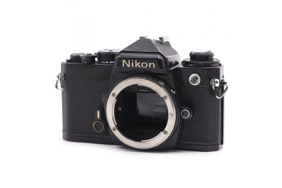 Зеркальный фотоаппарат Nikon FE body (Japan)