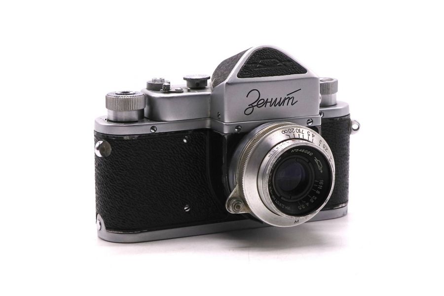 Фотоаппарат Зенит 1 в упаковке (СССР, 1954г)