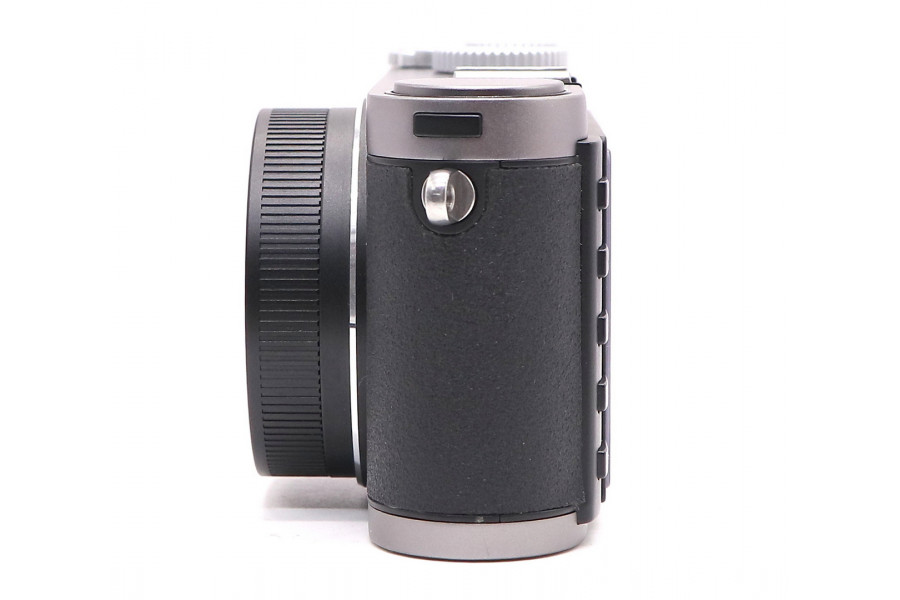 Компактный цифровой фотоаппарат Leica X1