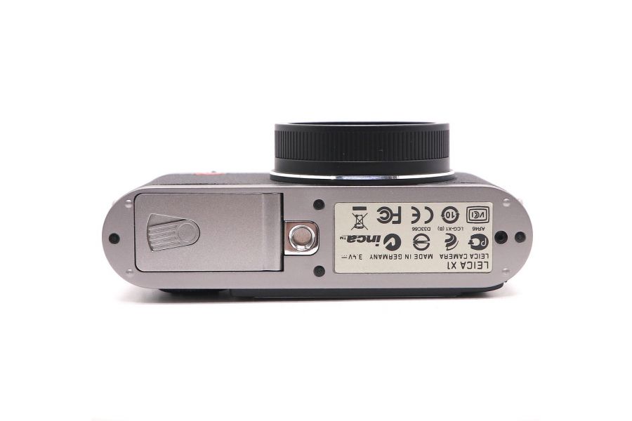 Компактный цифровой фотоаппарат Leica X1