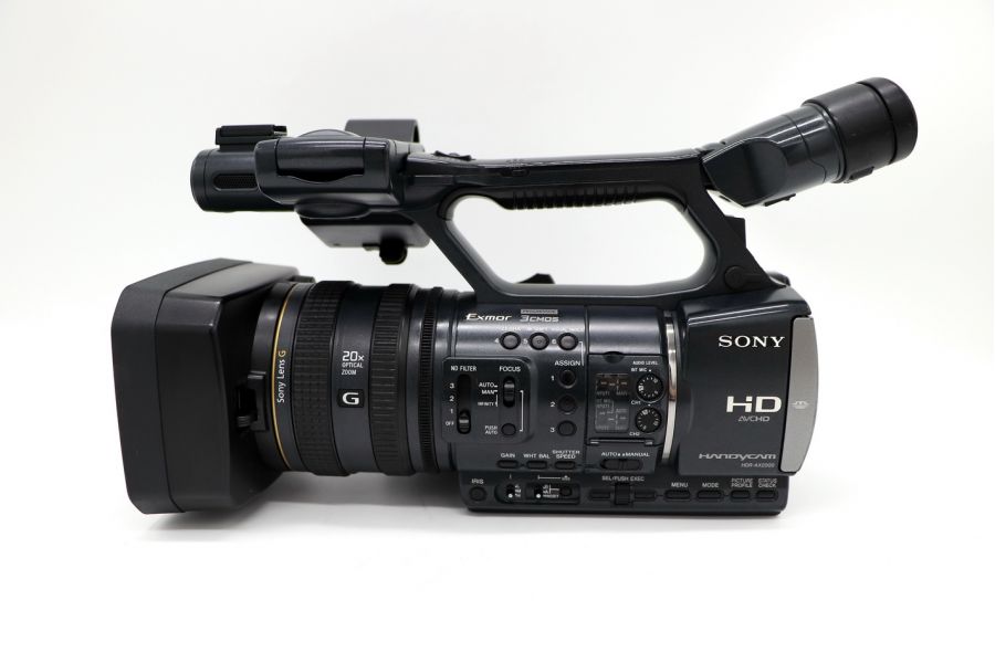 Видеокамера Sony HDR-AX2000E Handycam Full HD