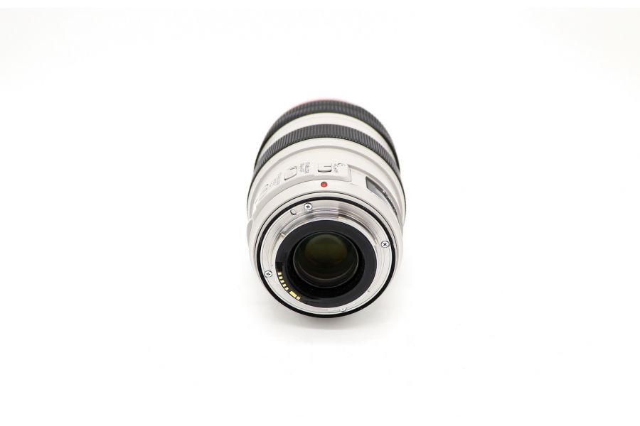 Canon EF 70-300mm f/4-5.6L IS USM в упаковке