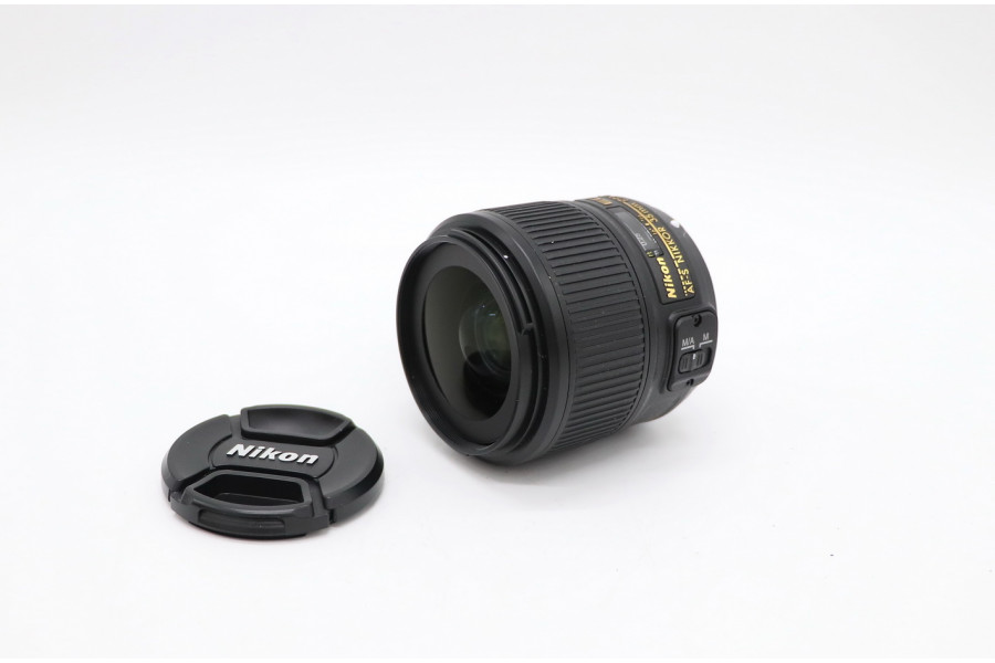 Nikon 35mm f/1.8G AF-S ED Nikkor новый в упаковке