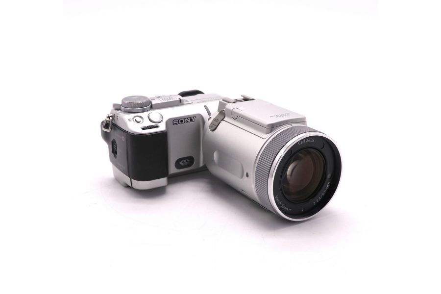 Фотокамера Sony Cyber-shot DSC-F717 silver