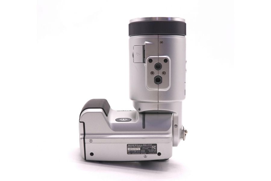 Фотокамера Sony Cyber-shot DSC-F717 silver