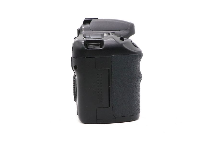 Зеркальная камера Canon EOS 10D body в упаковке