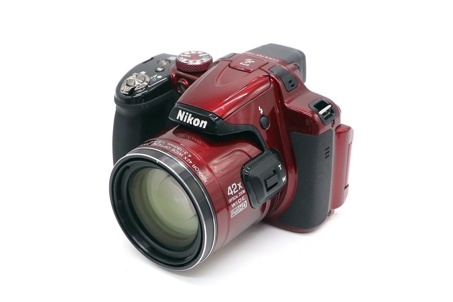 Фотоаппарат Nikon Coolpix P520 в упаковке