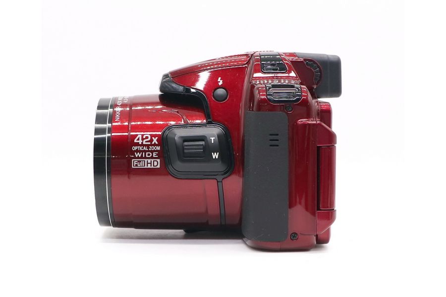 Фотоаппарат Nikon Coolpix P520 в упаковке