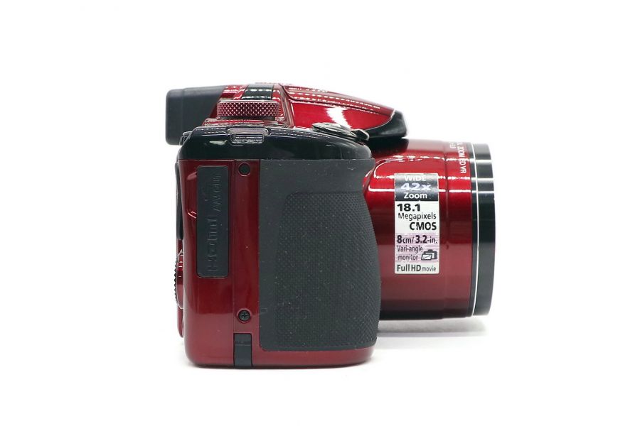 Фотоаппарат Nikon Coolpix P520 в упаковке