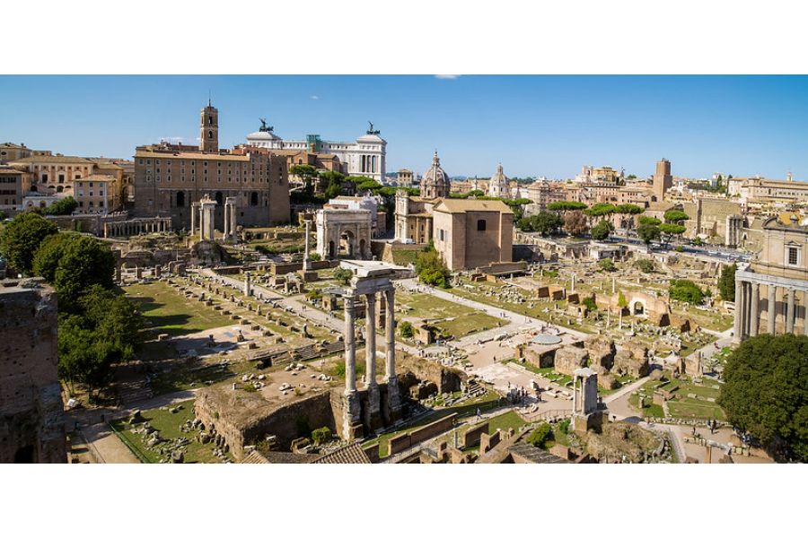 Объектив Sony 18-200mm f/3.5-6.3 E PZ (SELP18200)