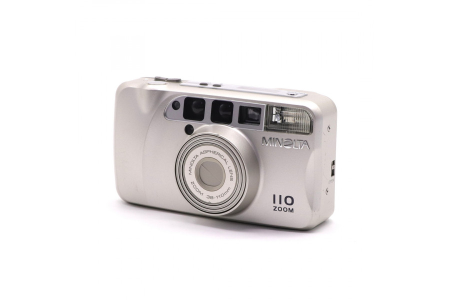 Компактная пленочная камера Minolta 110 Zoom