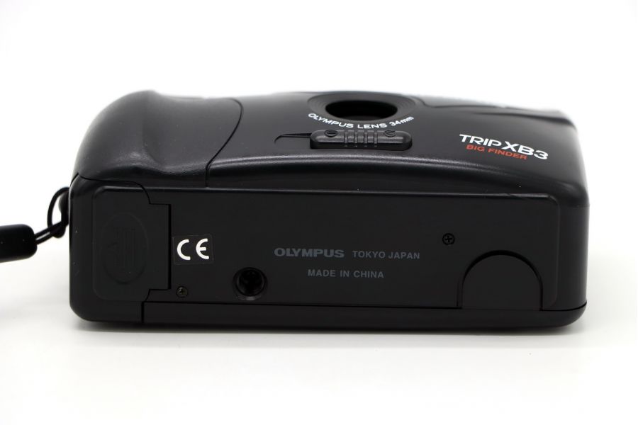 Плёночная камера Olympus Trip XB3 в упаковке