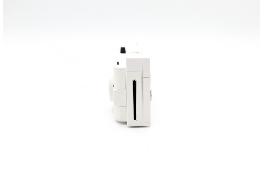 Lomo Instant White Edition