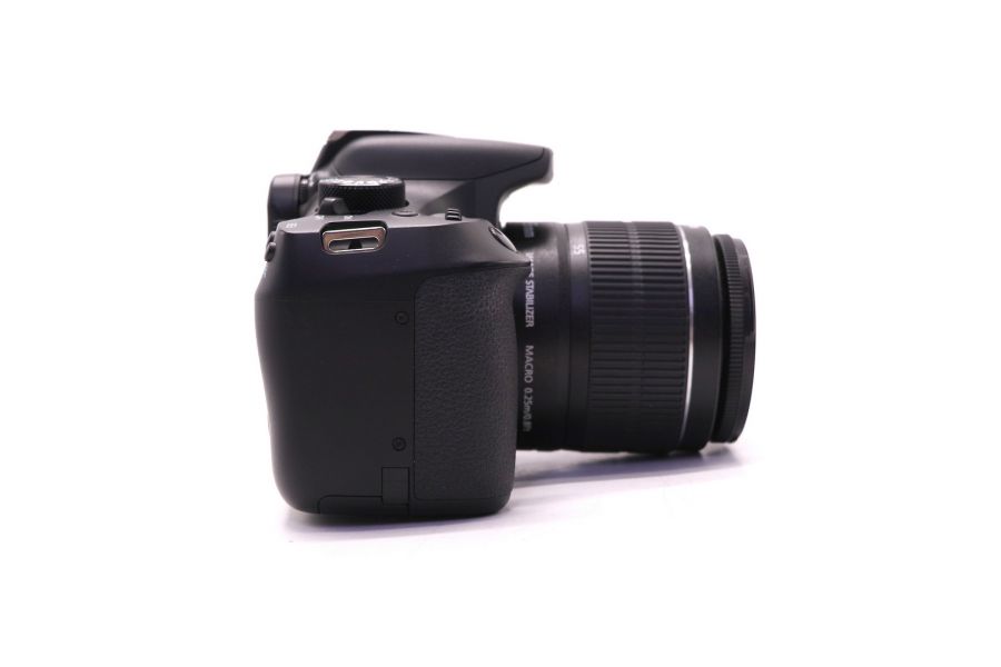 Canon EOS 1300D kit (пробег 1720 кадров)